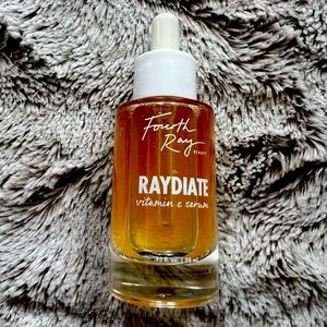 FOURTH RAY® BEAUTY
raydiate vitamin c serum